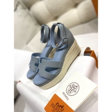 Hermes Sandals